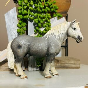 Gorgeous RETIRED 2006 Schleich Percheron Stallion